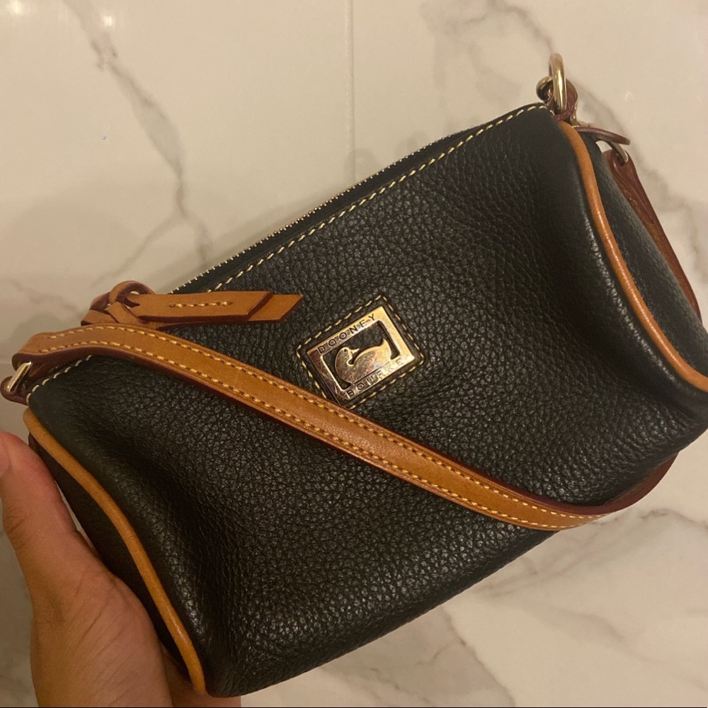 Dooney & Bourke Shoulder Bag